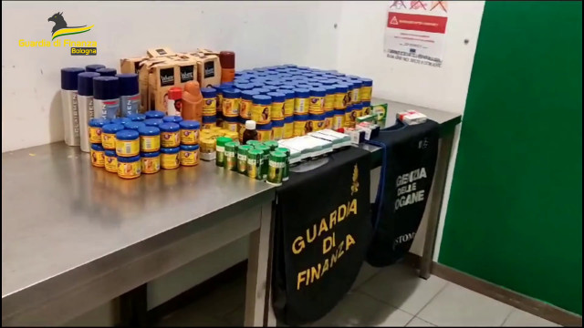 bologna,-all’aeroporto-marconi-sequestrati-duemila-farmaci-illegali