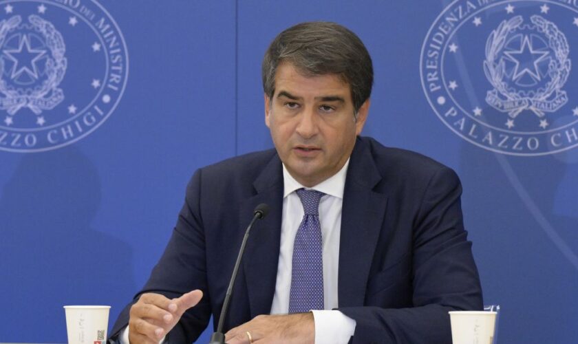 rating,-fitto-“giudizio-moody’s-conferma-credibilita-governo-meloni”