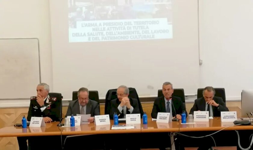 a-palermo-dialogo-tra-vertici-carabinieri-e-studenti-scienze-politiche