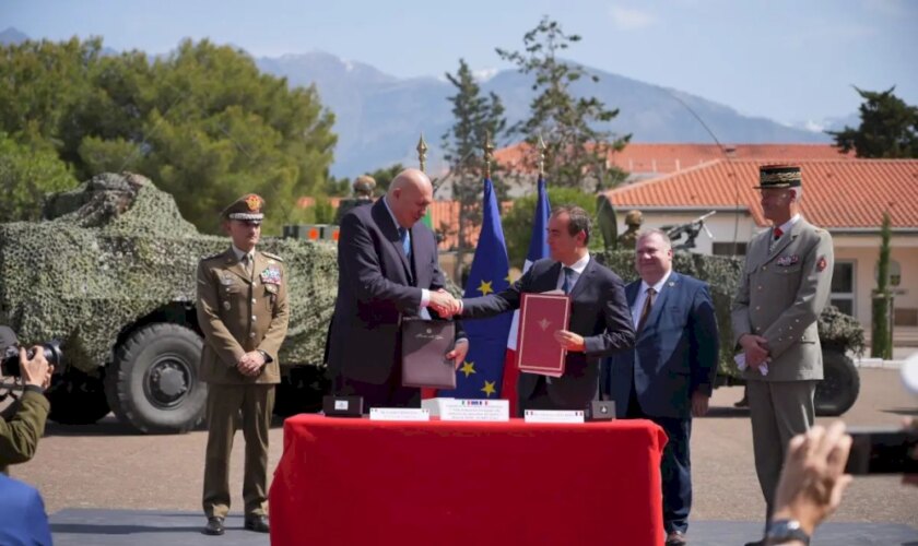اتفاق-دفاعي-بين-إيطاليا-و-فرنسا-بشأن-المركز-الصناعي-الأرضي-الأوروبي