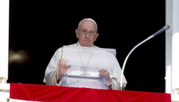 il-papa-“preghiamo-per-la-pace”-e-rivolgendosi-a-mosca-e-kiev-“liberate-i-prigionieri”