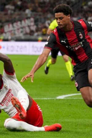 milan-ko-al-debutto-in-europa-league,-benfica-vince-2-0-a-san-siro
