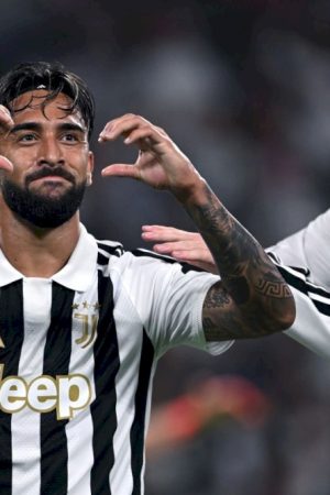 pokerissimo-della-juventus-alla-prima-in-europa-league