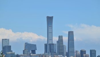 cina,-portavoce-commercio-“stretti-contatti-con-usa-per-riduzione-dazi”