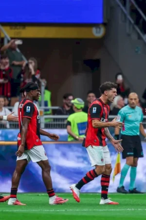 tris-rossonero-a-san-siro,-il-milan-batte-il-lecce-3-0