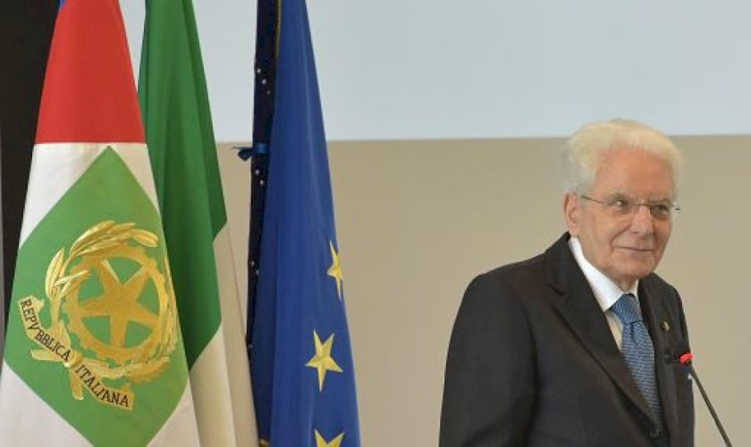 mattarella:-la-repubblica-garantisce-liberta,-democrazia,-diritti-e-pace