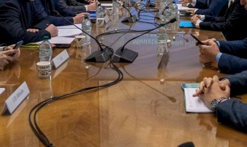 lavoro,-bozza-accordo-imprese-sindacati-su-rappresentanza-e-salario-giusto
