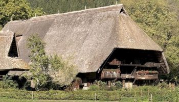 germania,-viaggio-tra-le-case-della-foresta-nera-contadina