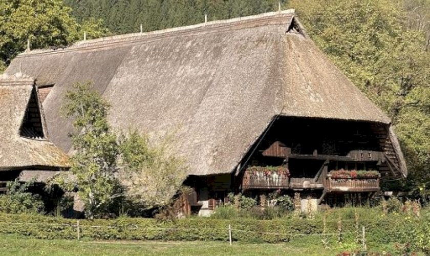 germania,-viaggio-tra-le-case-della-foresta-nera-contadina