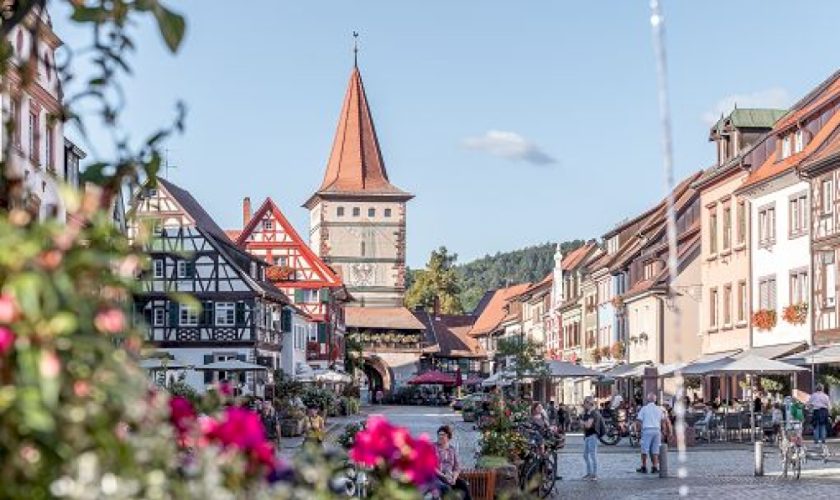 germania,-gita-a-gengenbach:-il-paese-da-fiaba-scelto-da-tim-burton