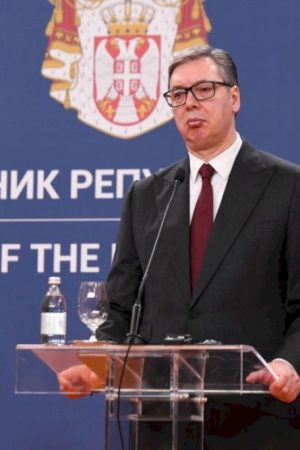 serbia,-vucic-si-dimette-per-candidarsi-alle-elezioni-anticipate