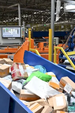 cina,-oltre-150-miliardi-di-pacchi-consegnati-dal-servizio-postale
