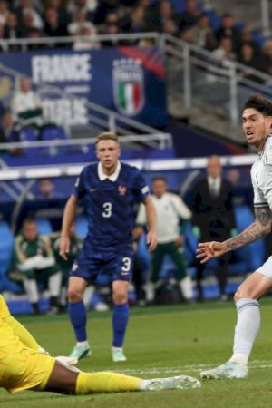 bastoni-risponde-alla-magia-di-olise,-francia-italia-1-1