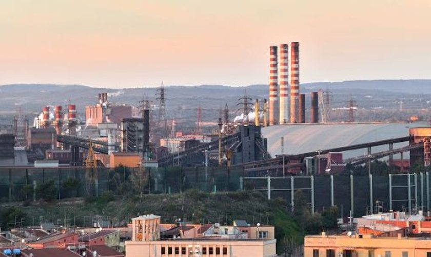 ex-ilva,-dopo-genova-e-novi-ligure-l’azienda-ferma-anche-taranto