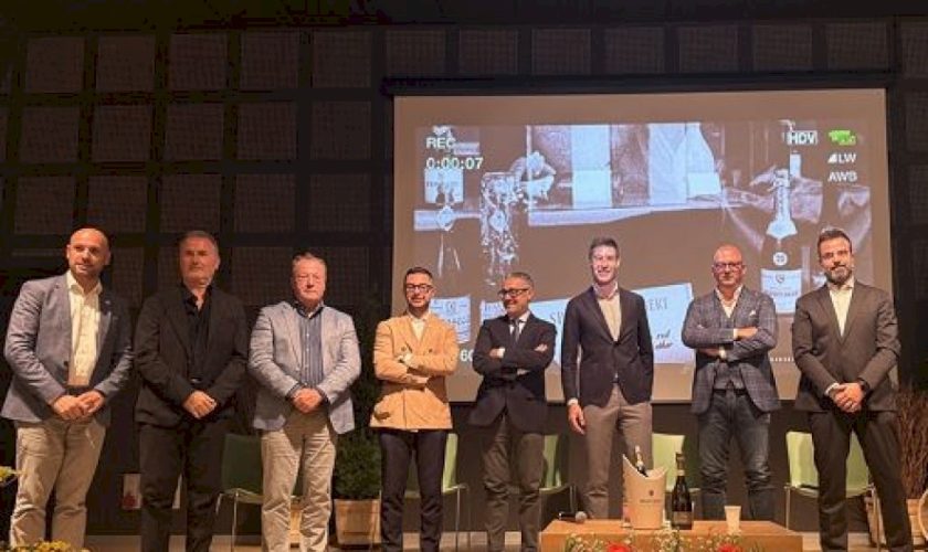 convegno-a-cantina-rauscedo:-sfida-a-consumi-in-calo-parte-da-mercato