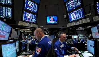 penske-verso-delisting:-offerta-da-212-usd-per-azione.-titolo-+9%